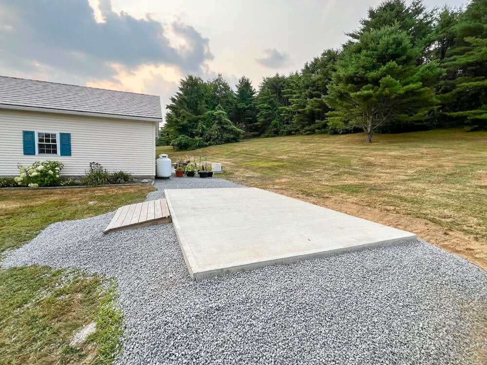 photo of a clean, finished concrete slab done by Hines concrete contractors